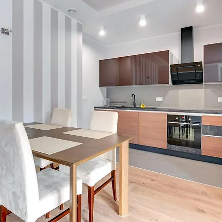 Classy - - Sloneczne Wzgorze * Gdynia